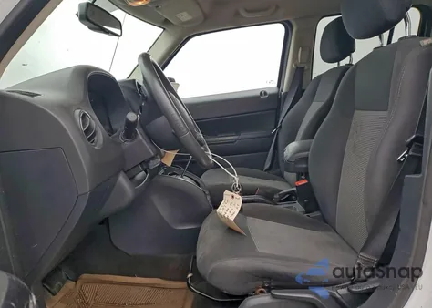 2015 Jeep Patriot Latitude z USA, uszkodzony, nr VIN 1C4NJRFB0FD290550